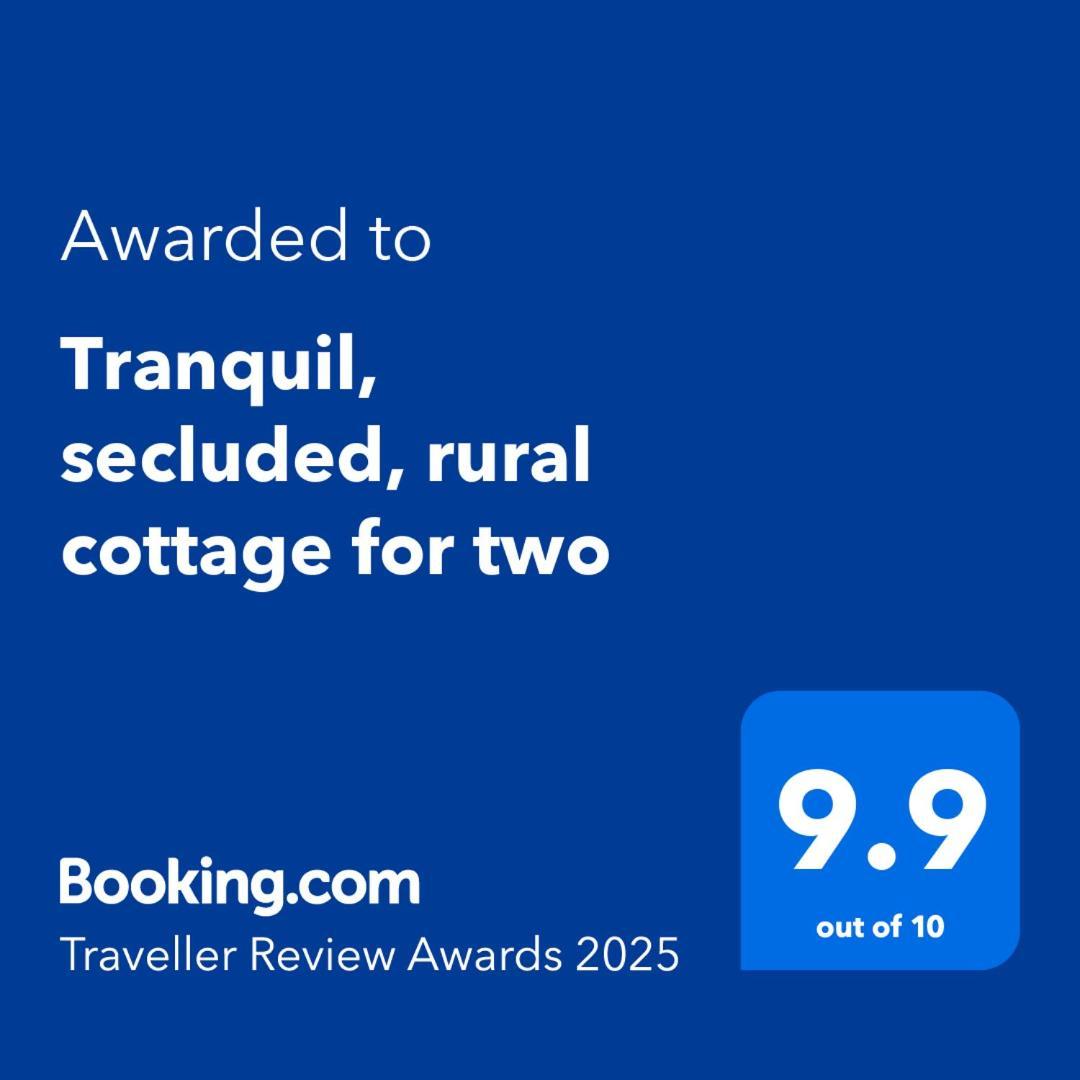 Tranquil, Secluded, Rural Cottage For Two Бiuмарис Екстериор снимка